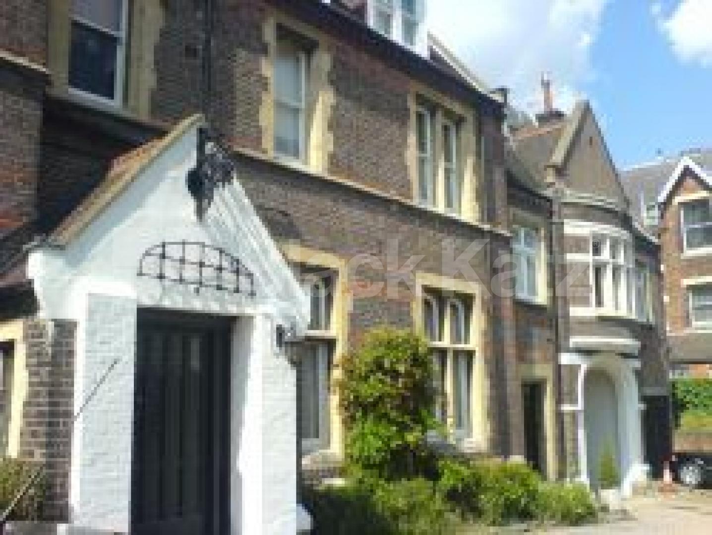 			1 Bedroom, 1 bath, 1 reception Flat			 Netherhall Gardens, HAMPSTEAD NW3